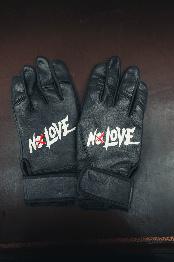 NO LOVE signature gloves.